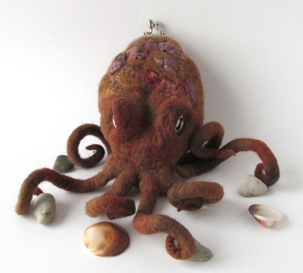 octopus purse
