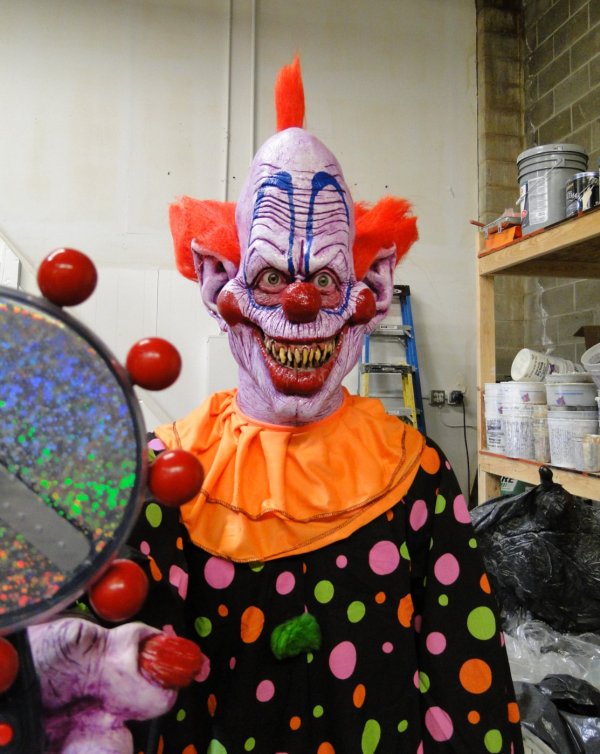 Hypno And Slutzo The Creepy Clowns