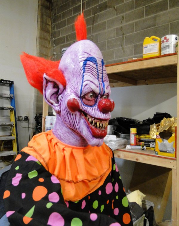 Hypno And Slutzo The Creepy Clowns