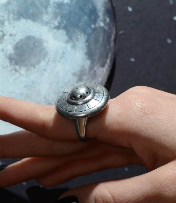 ufo ring