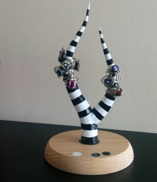 Beetlejuice Ring Minder