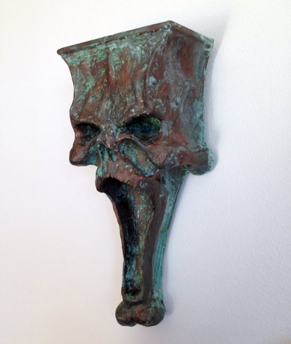 Screaming Skull Shelf