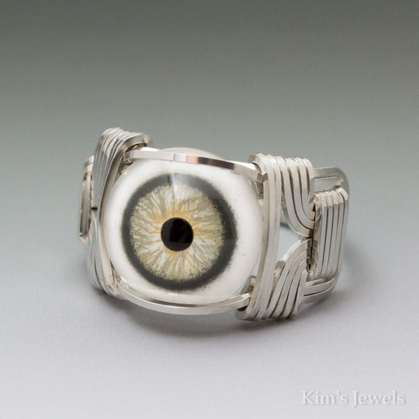 Green Glass Eyeball Ring