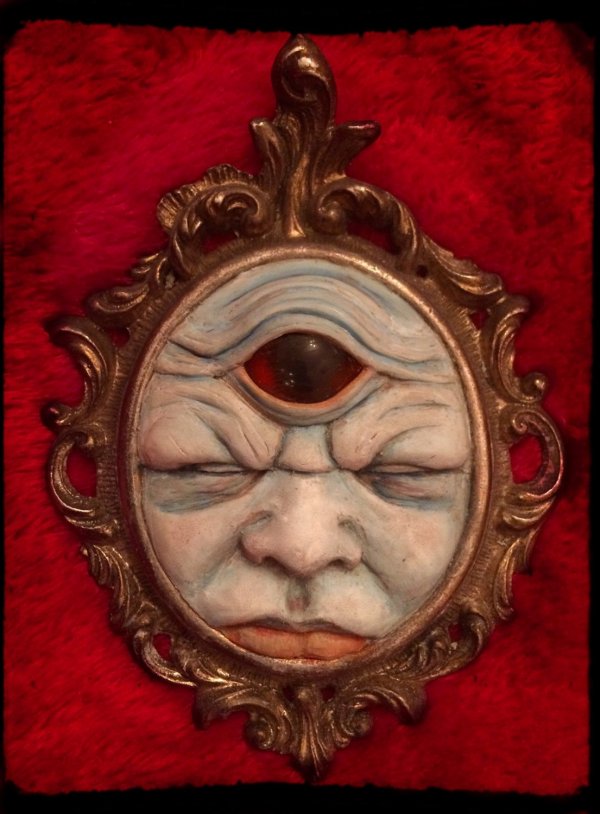 Weird 3rd Eye Baby