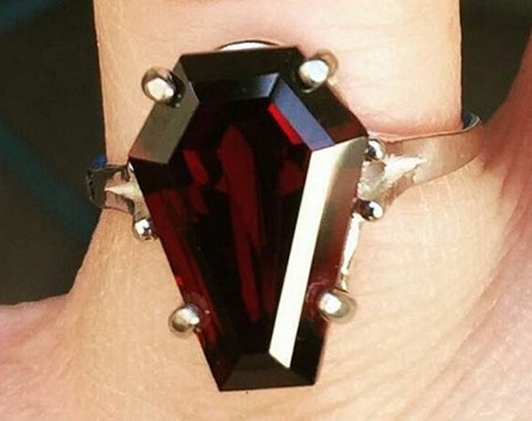 Jewelry With Coffin Shaped Gemstones