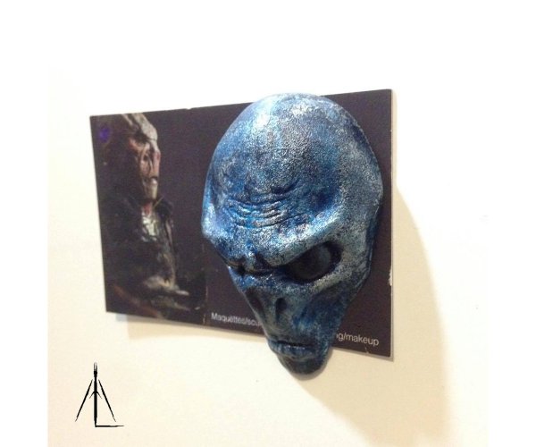 Custom Alien Head Magnets