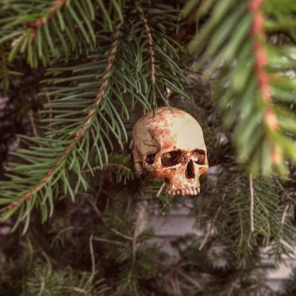 Mini Skull Ornament - Merry Cranium Everyone