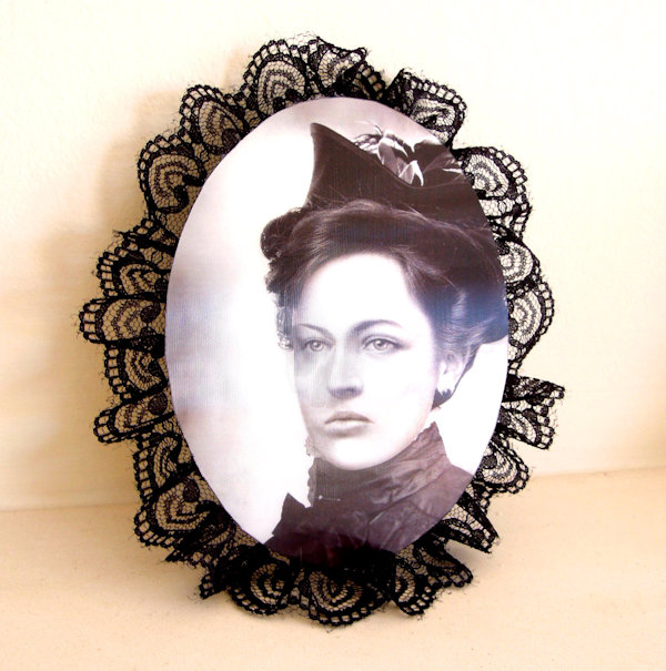 Holographic Victorian Zombie Portraits