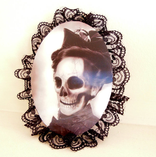 Holographic Victorian Zombie Portraits