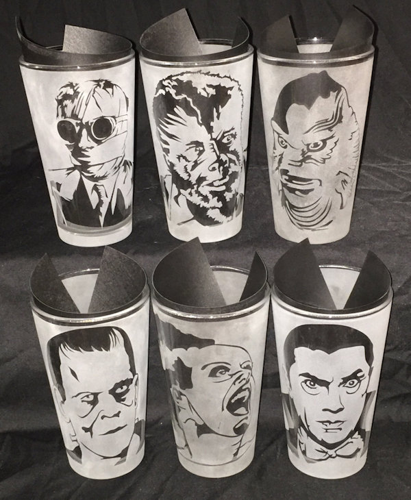Universal Monsters Frosted Pint Glass Set
