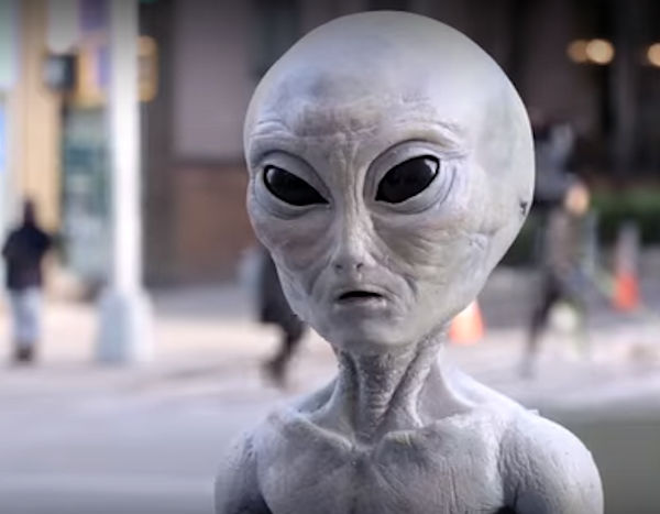 Aliens In New York City Prank