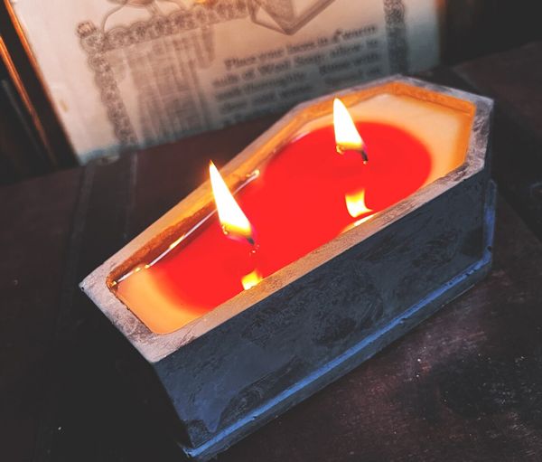 Bleeding Coffin Candle